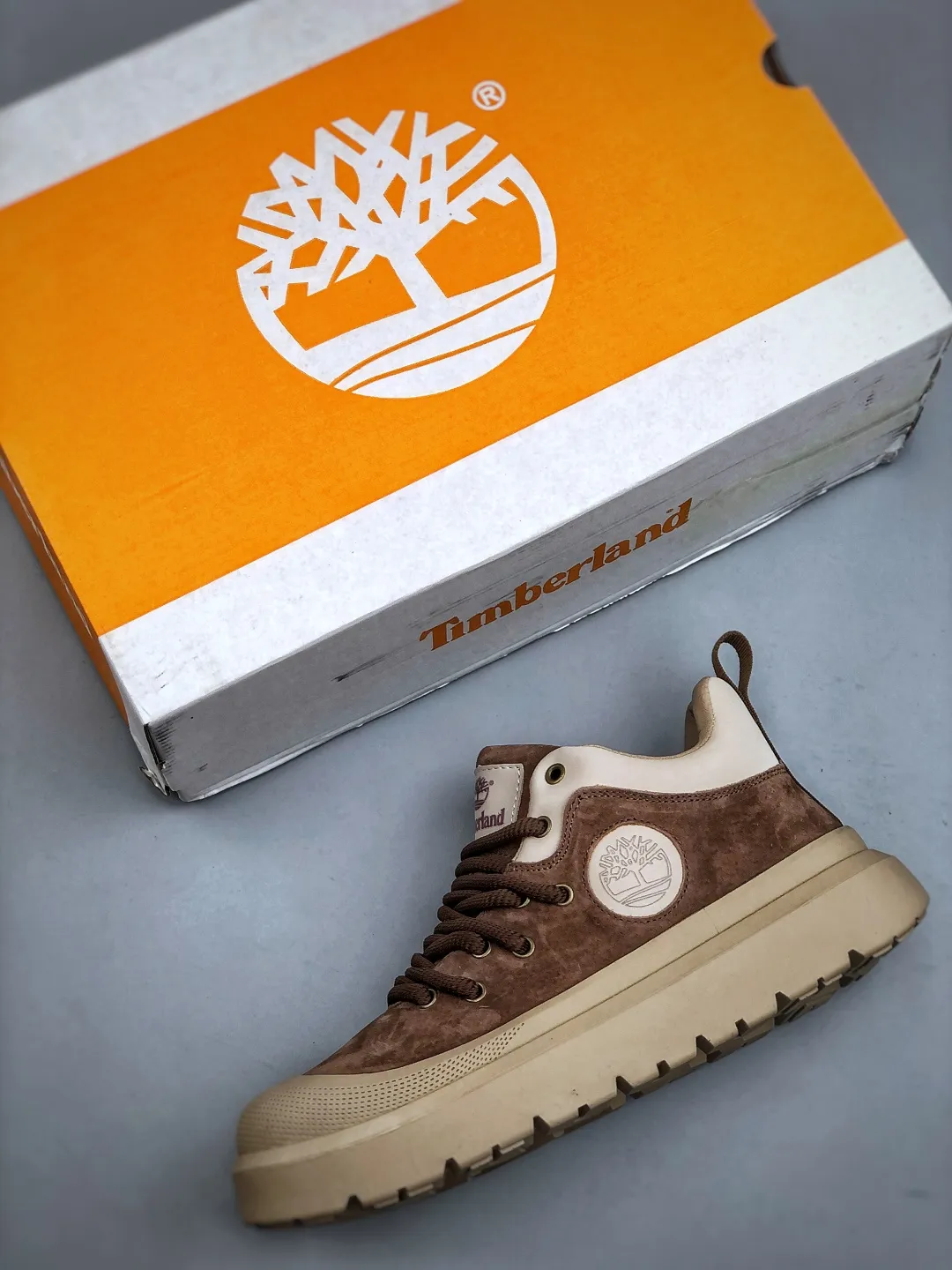 💰520 supports store G 2025 autumn and winter Timberland Timberland/Timberland classic high-top casual men's shoes, newly upgraded, Guangdong factory quality, original box and original packaging, the fabric is made of Italian top frosted cowhide, with anti-odor and anti-corrosion genuine leather latex insoles, giving you a perfect wearing experience. High-quality and durable, a must-have for men. Specialized in not looking handsome. High-quality, first-class foot feel. Exclusive supply. Size: 39-44 (standard size)